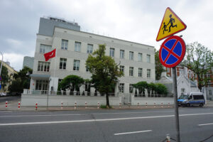 Det har været dansk ambassade i mange år, nu tilhører den tyrkerne