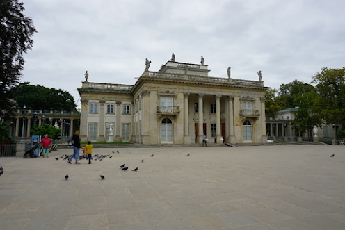 Sommerpaladset var hvor kong Poniatowski holdt sine kendte kulturmiddage