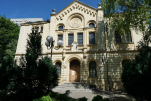 Synagogen i Warszawa tæt på Plac Grzybowski
