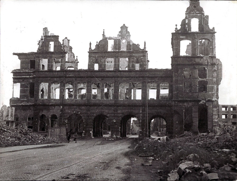 Den grønne port 1945